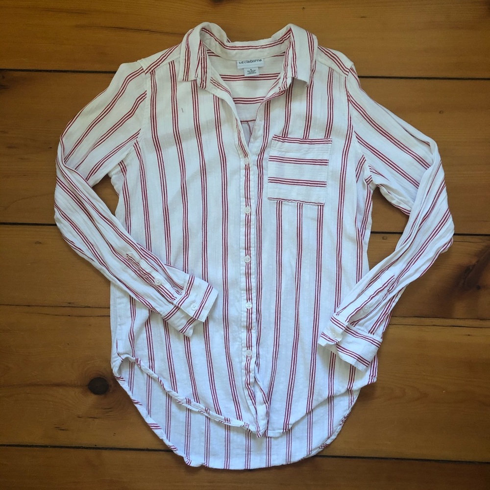 Red/white Liz Claiborne soft button up SMALL
